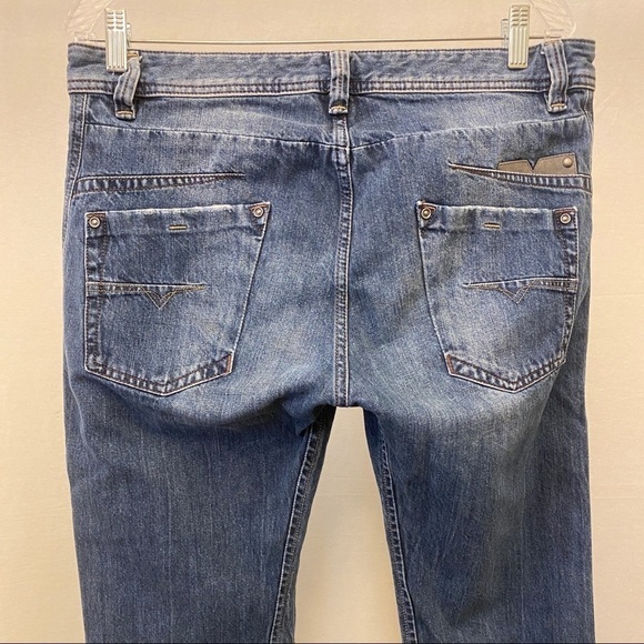 Diesel 32 x 26.5 Darron Cutoff Men’s Jeans Distressed Button Fly Logo Raw Hem - Picture 5 of 16